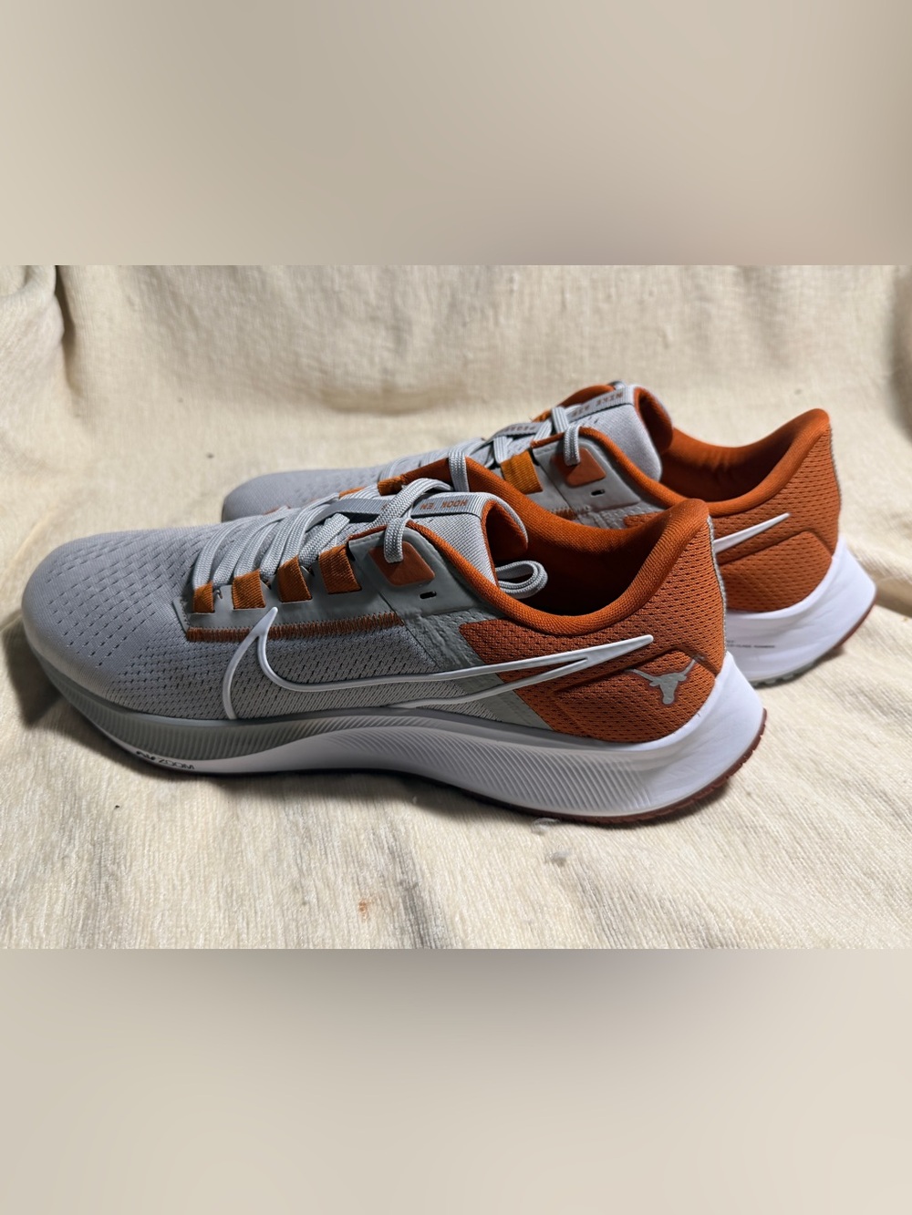 Nike Air Zoom Pegasus 38
Texas Longhorns Men
Running Shoes Sz 14 NWOT
DJ0858-001